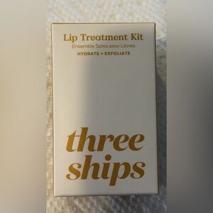 Lip Treatment Kit - White and Gold